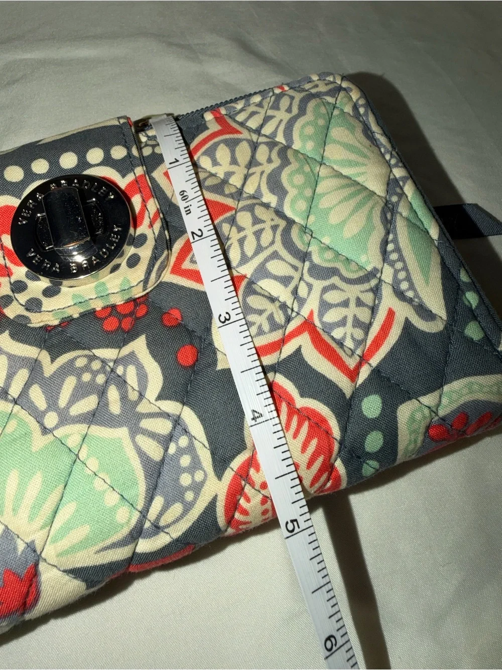 Vera Bradley Turn Lock Quilted Floral Zip Wallet in Nomadic Floral Pattern - Picture 7 of 8